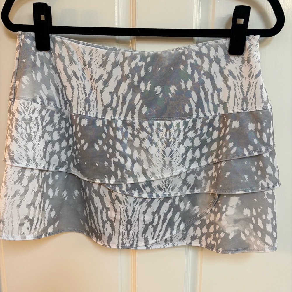 Lucky in Love Tennis Skirt Skort size L Silver Gray